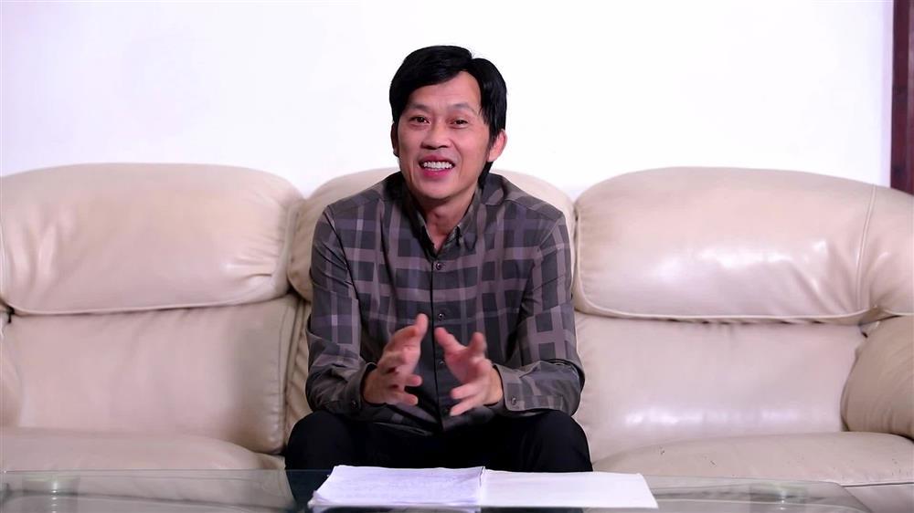 Con trai liên tục xù lông bảo vệ Hoài Linh khi nhìn bố vướng vòng đàm tiếu-1