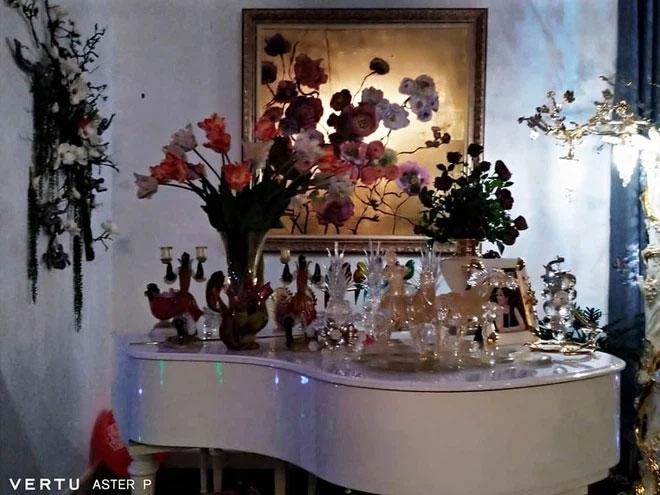 Ảnh cận từng ngóc ngách biệt thự 2.400m2 bà Phương Hằng ở trung tâm Sài Gòn-5