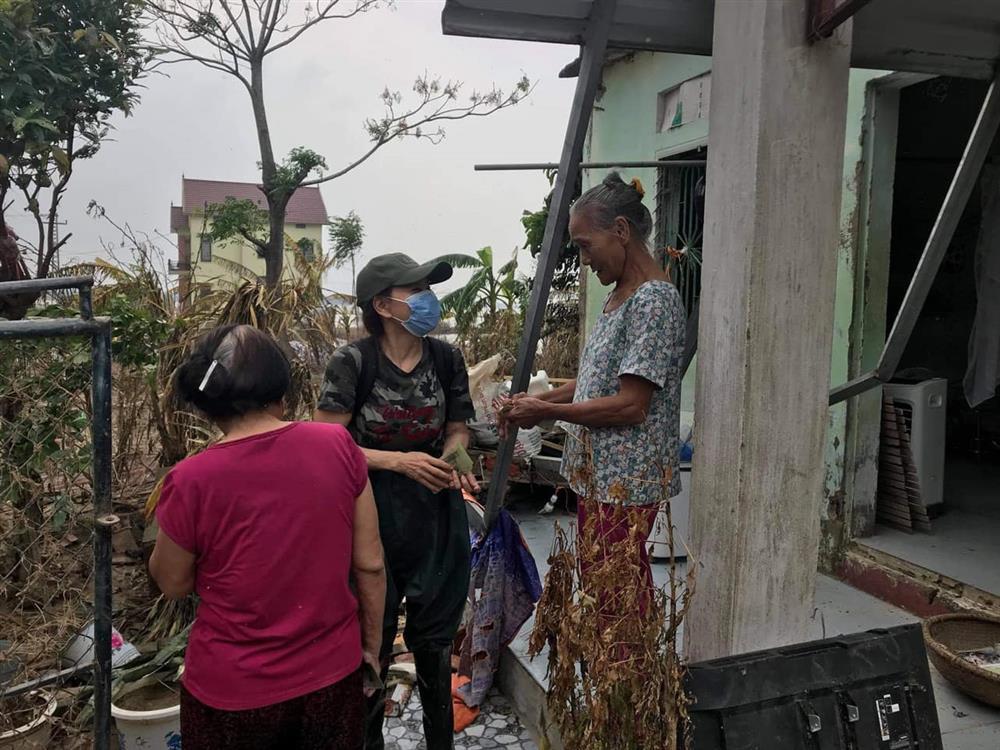 Được Trấn Thành giao phó 6,4 tỷ từ thiện, mẹ Hồ Ngọc Hà đã làm gì?-3