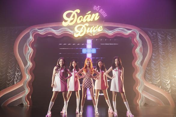 Bích Phương thử rap nhưng netizen ngao ngán chê hát ngang chị Phí-2