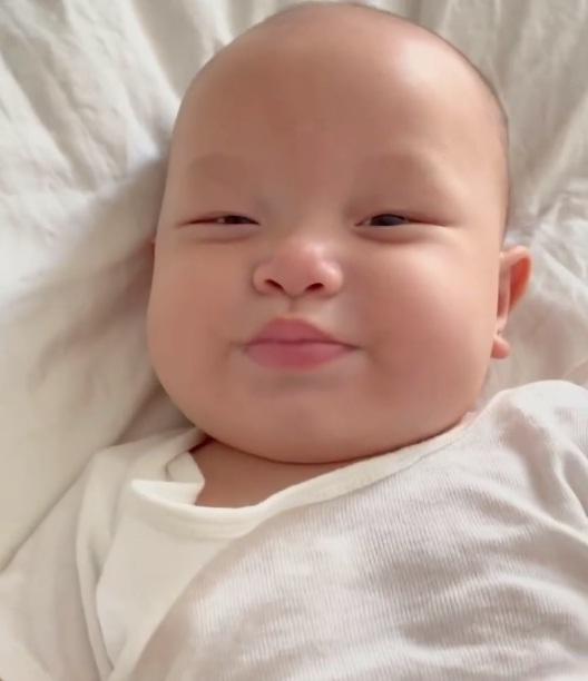 Được Hồ Ngọc Hà luyện thanh, quý tử 6 tháng tuổi tiếp thu cực đỉnh-2