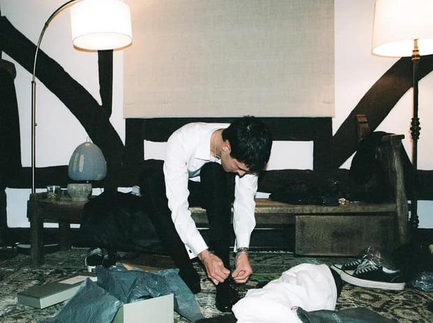 Hình ảnh đẹp nhất hôm nay: Ariana Grande, 1 chiếc váy cưới dung dị và 1 happy ending-6