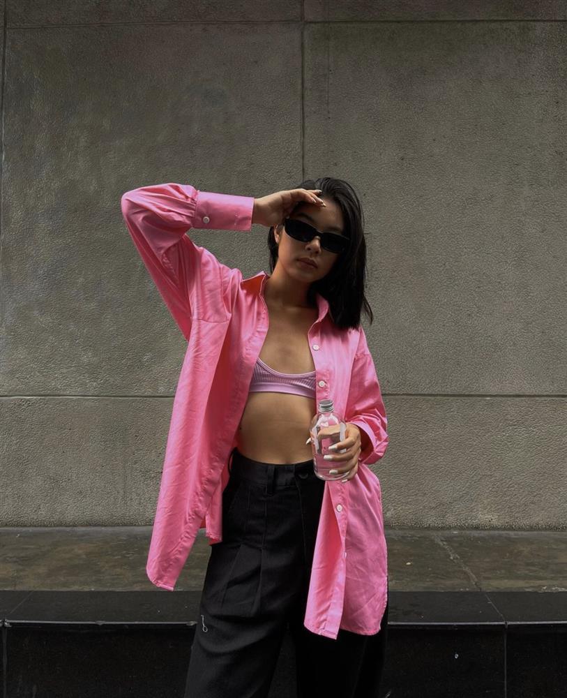 Kiểu sơ mi đơn điệu được lòng cả celeb hạng A lẫn fashionista đình đám!-11