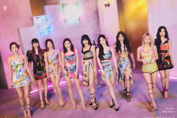 TWICE cuối cùng cũng có 1 chiếc trailer khoe visual tất cả thành viên xinh đẹp-7