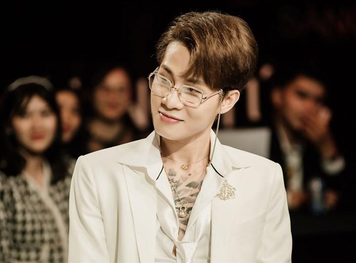 Jack hóa ra từng là giáo viên dạy nhạc, netizen được dịp cà khịa giọng hát-1