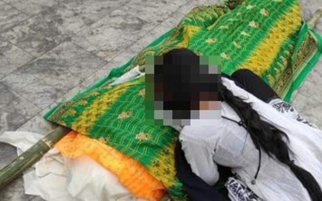 Đi xin ăn vì quá đói, người phụ nữ Ấn Độ bị cưỡng hiếp tập thể trên xe cứu thương-2