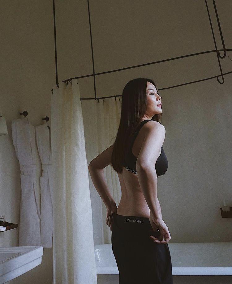 Sao Việt cố tình khoe vòng 3: Người nghệ thuật - kẻ phô phang-2