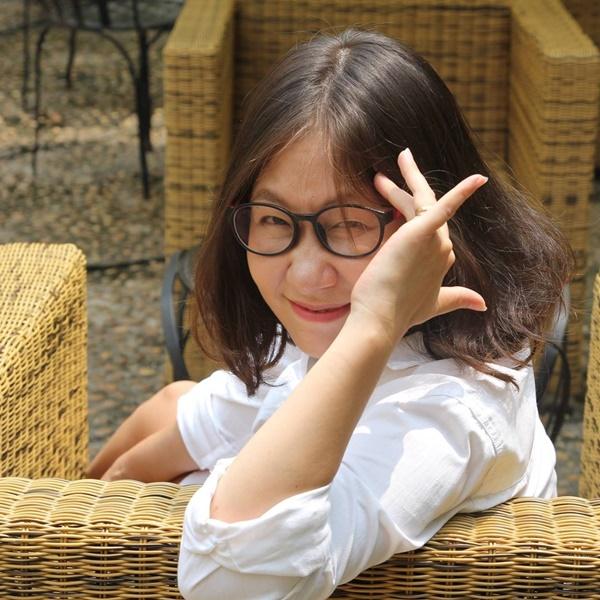 Hương Vị Tình Thân: Biên kịch phản pháo khi Phương Oanh bị chê diễn lố-4