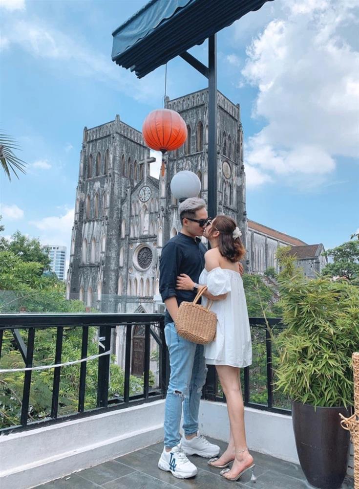 Gái xinh kể chuyện yêu 6 tháng được bạn trai tặng Mẹc bạc tỷ, còn cho tiền làm mũi-2