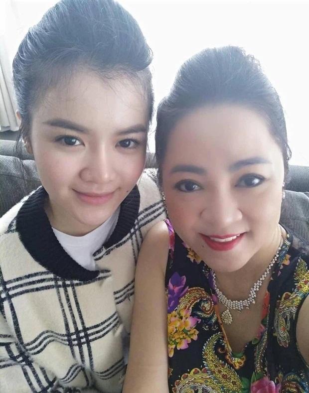 Khi không có phấn son phù phép, nhan sắc con dâu bà Hằng trông thế nào?-2