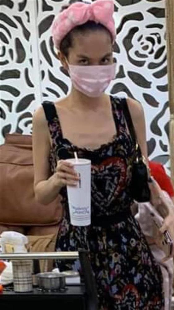 Body Ngọc Trinh thiên biến vạn hóa: Lúc tong teo, lúc như đô vật-4