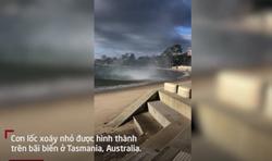 Lốc xoáy kỳ ảo xuất hiện ở Australia khiến nhiều người thích thú