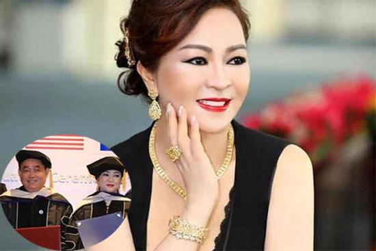 Xôn xao bà Phương Hằng có bằng Giáo sư dù chưa tốt nghiệp cấp 3