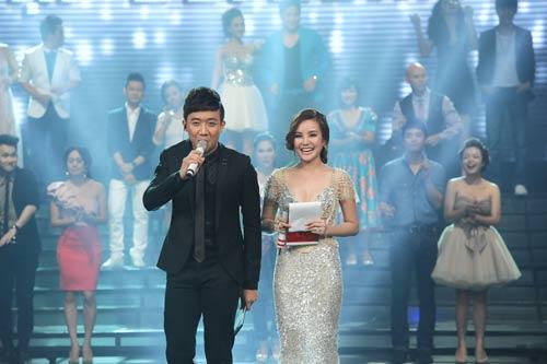 Vy Oanh giàu có nhưng cũng đầy ồn ào phủ sóng khắp showbiz-4