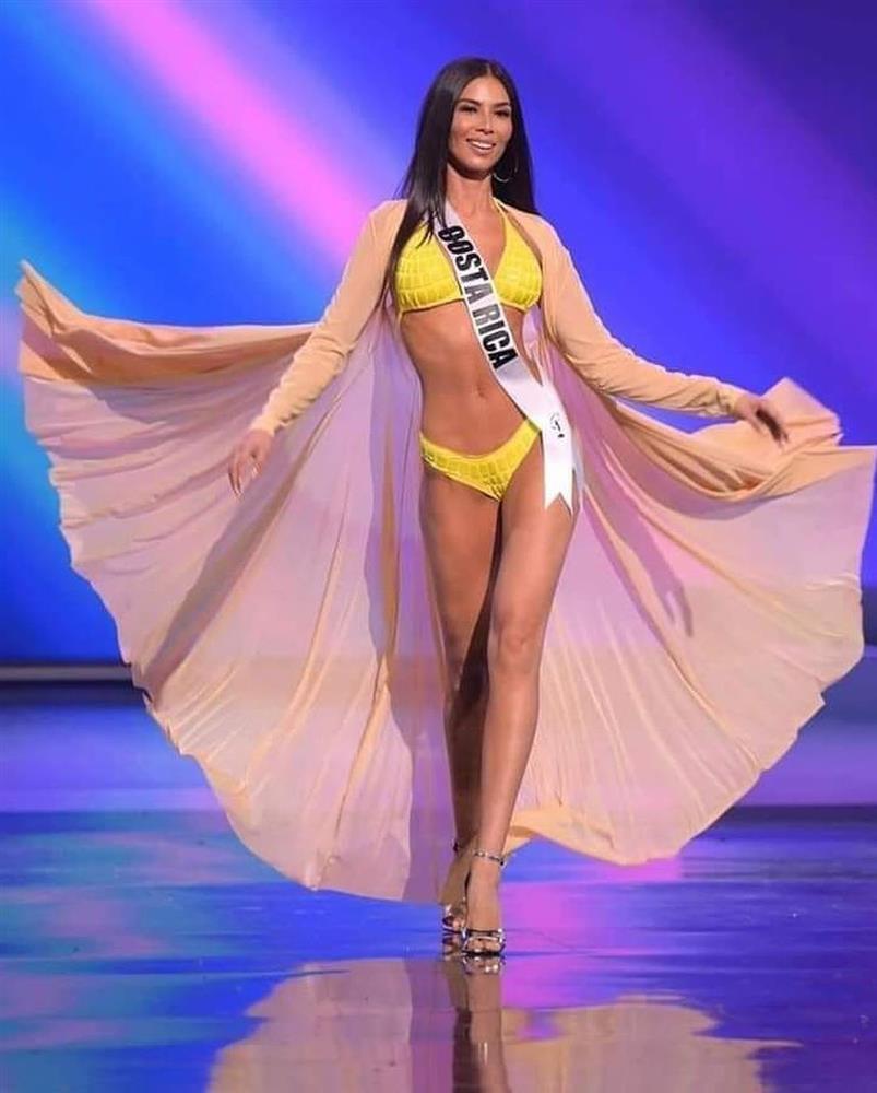 Bê bối trong hậu trường của các nữ hoàng sắc đẹp-4