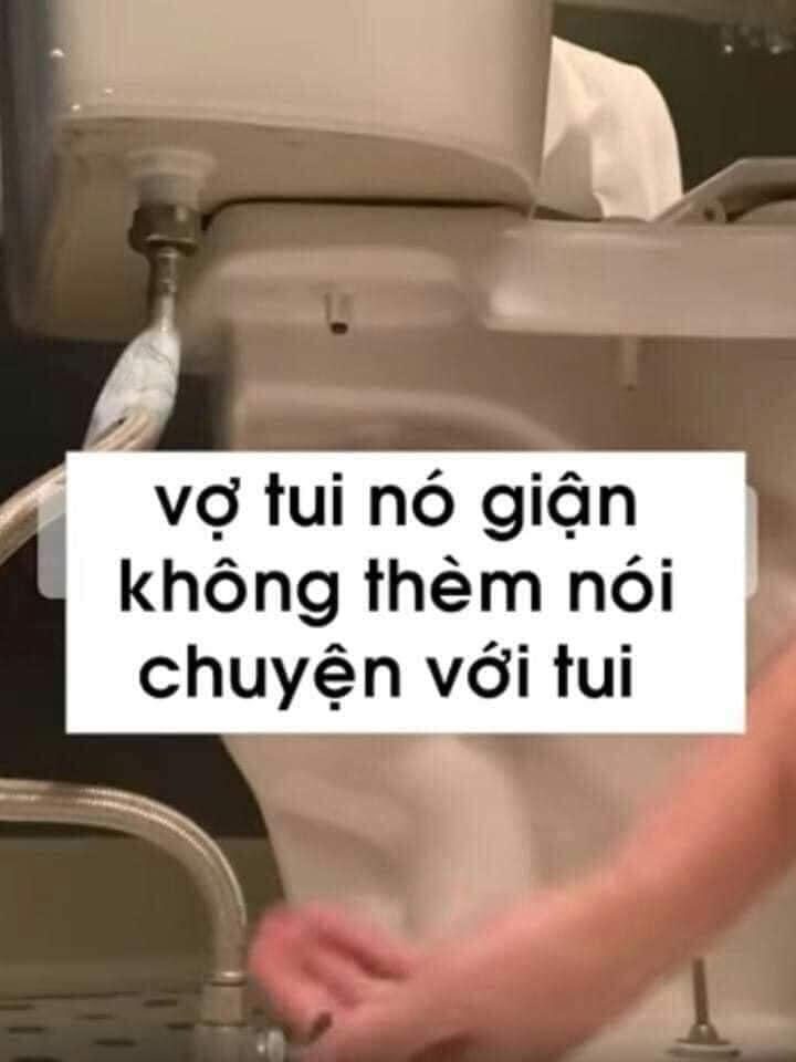 Bị vợ giận, chồng nghĩ ra những cách bá đạo để làm hòa, anh em cười ngất-1