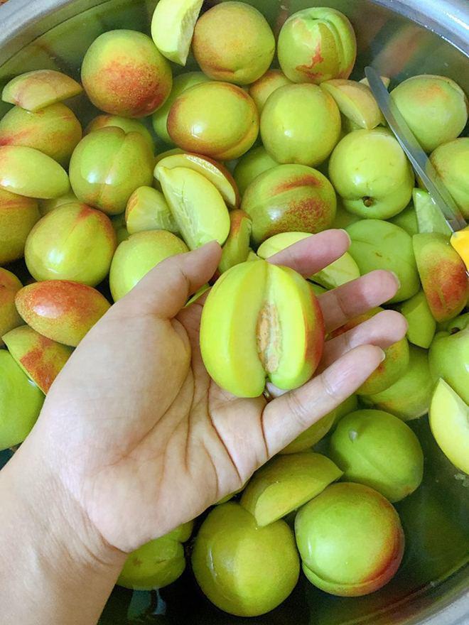 Cách tẩy sạch hóa chất và lông trên quả đào tức thì, bạn khỏi cần gọt vỏ khi ăn-2