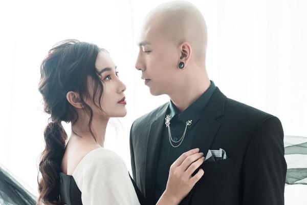 Phạm Lịch đột ngột khoe ảnh cưới chồng, xin lỗi vì gói gọn-4