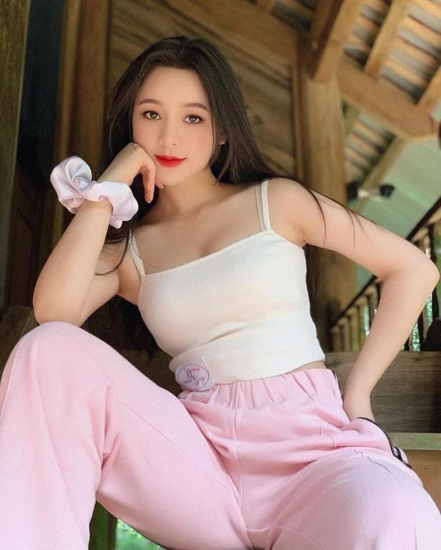 Quỳnh Kool bức xúc vì bị đồn tắm trắng nhưng đọc vài chữ lại có 1 lỗi chính tả-1