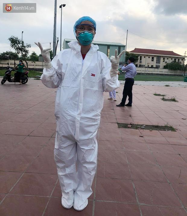 Nước mắt nữ bác sĩ tại tâm dịch Bắc Giang khi nghe giọng con gái 3 tuổi qua điện thoại-1