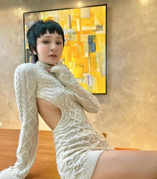 Hiền Hồ diện áo crochet khoe vòng 1 nhưng nốt ruồi ở vị trí ứ ừ mới chiếm spotlight-1