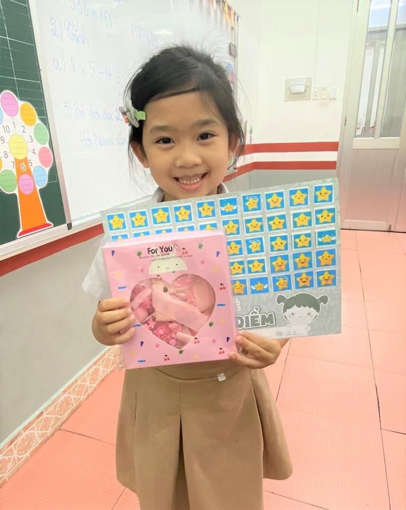 Con gái Mai Phương học giỏi, càng lớn càng giống mẹ-1