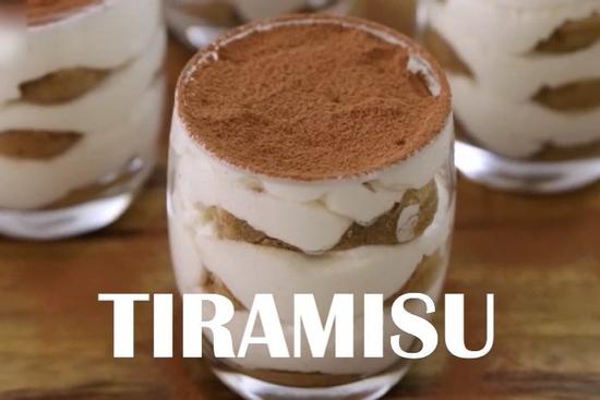Mẹo làm bánh tiramisu hấp dẫn trong ly thủy tinh