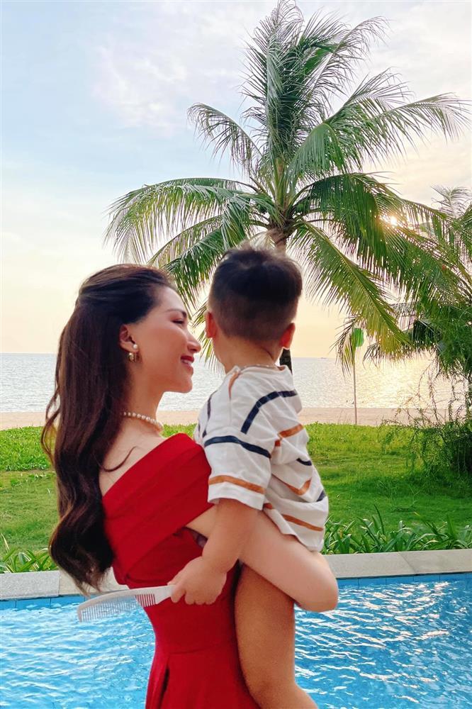 Lý do Hòa Minzy chưa làm đám cưới với thiếu gia dù đã sinh con-3