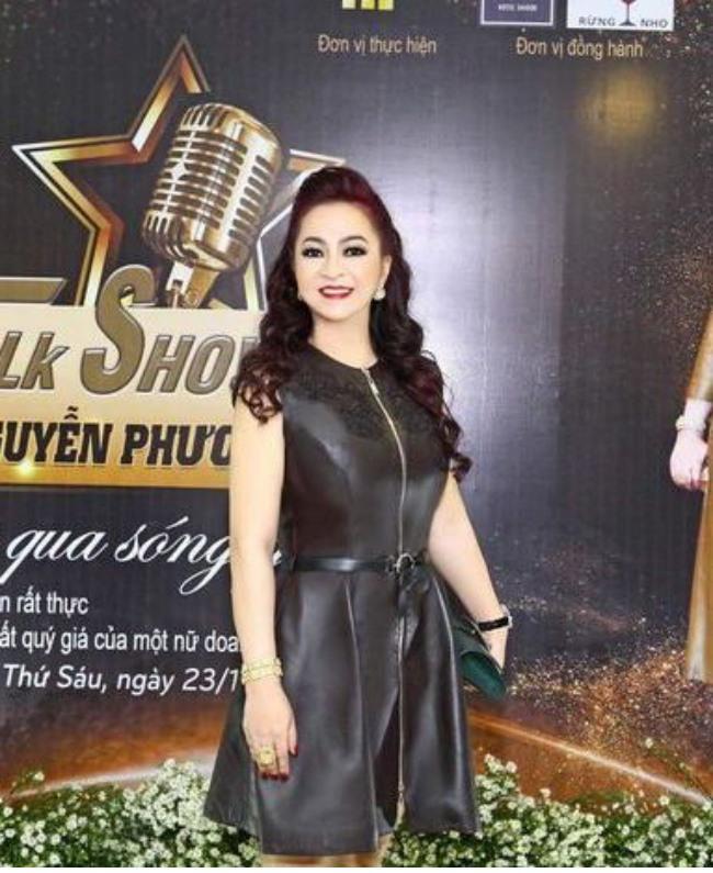 Bà Phương Hằng hack eo thon nhờ cái nịt hơn 20 triệu đồng-8