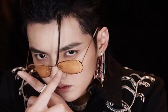 Giữa scandal tình ái, Ngô Diệc Phàm trở lại đường đua âm nhạc