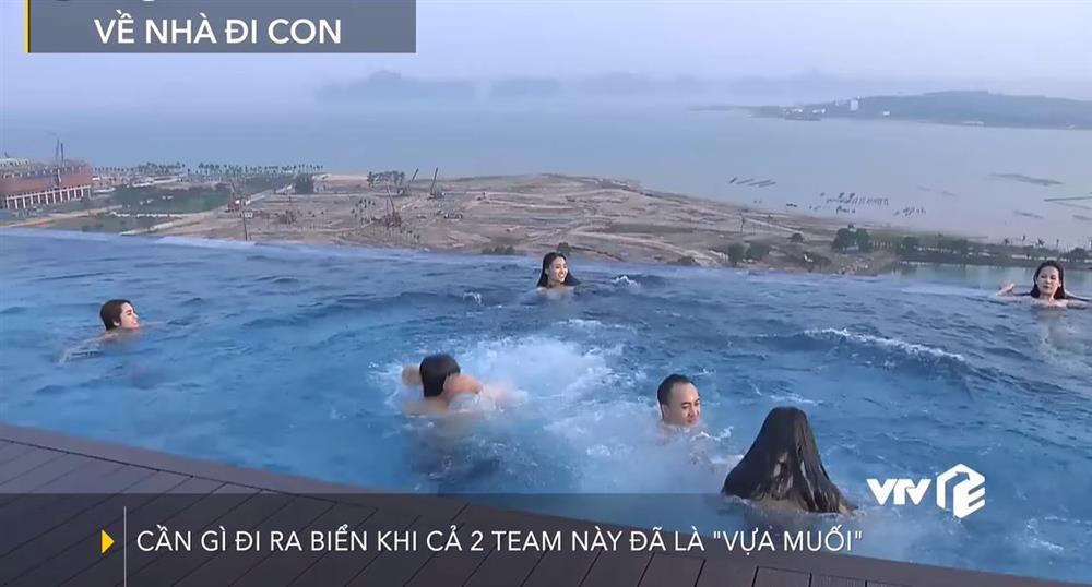 Cuối cùng dân mạng đã tìm thấy đoạn phim có sự xuất hiện của Thư Vũ Về Nhà Đi Con-6