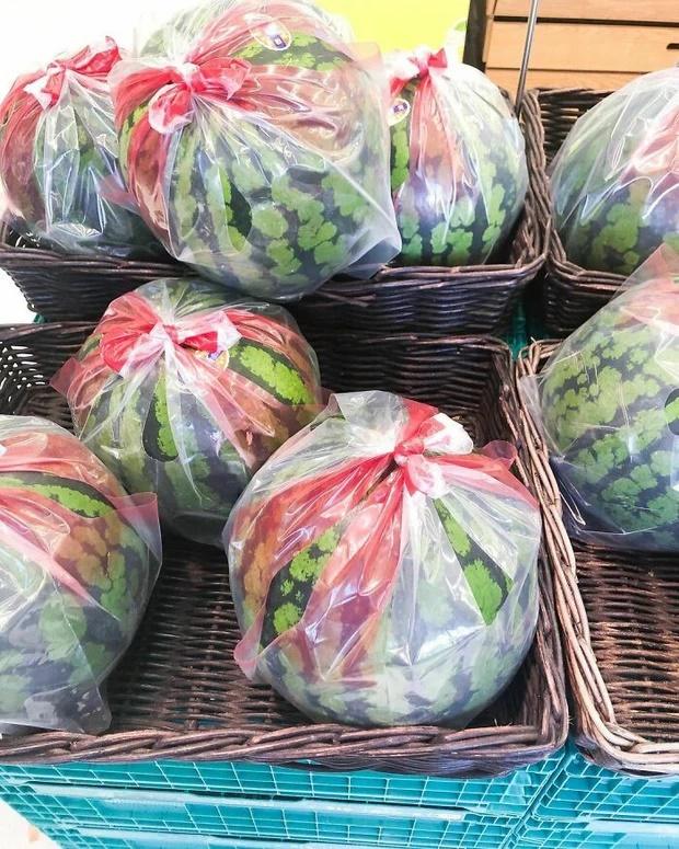 Há hốc mồm với những kiểu đóng gói đồ ăn sai sai của các siêu thị-8