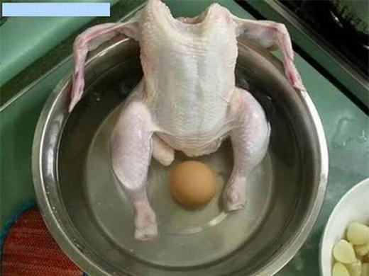 Lao vào bếp làm gà nướng, nhìn lại thành phẩm khiến chính chủ sượng trân-6