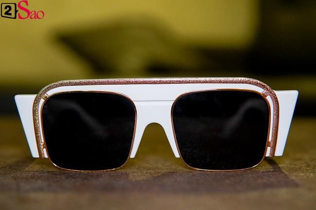 Lục túi hot girl Trâm Anh: Trong túi hiệu 100 triệu chỉ có đúng... 1 tờ 20k?-7