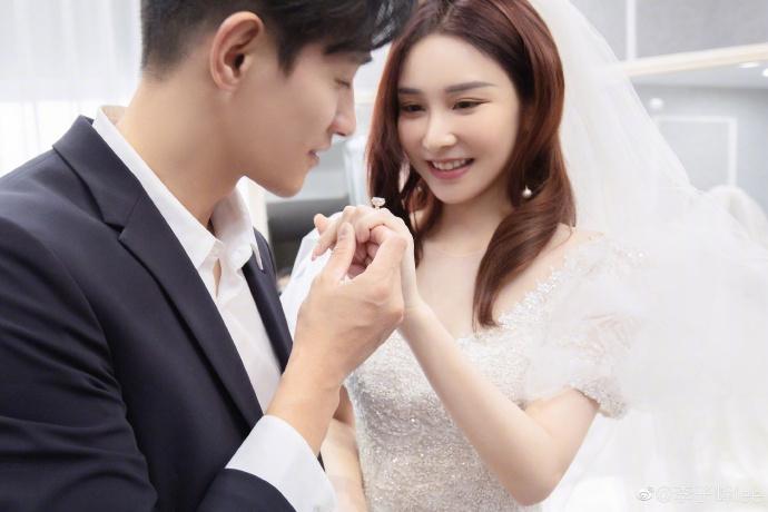 Diễn viên Lý Tử Phong thông báo kết hôn-5