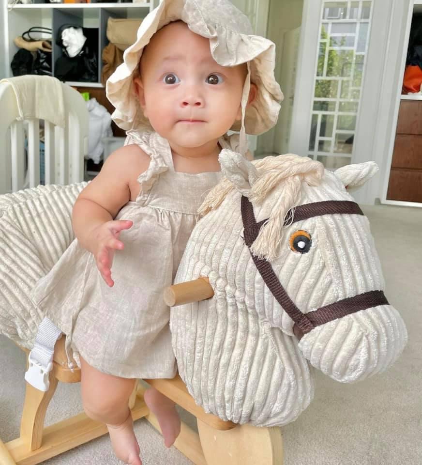 Hồ Ngọc Hà chào 1/6 bằng bộ ảnh 2 nhóc sinh đôi chả có gì, chỉ có đẹp-1