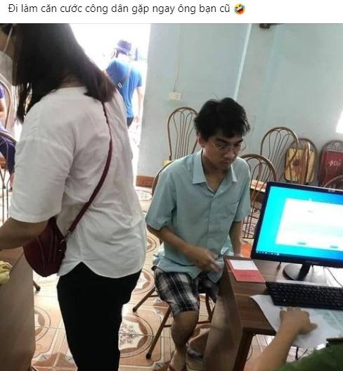 Lộ ảnh Pewpew đi làm căn cước công dân mà ăn vận giống... Cái Bang-1