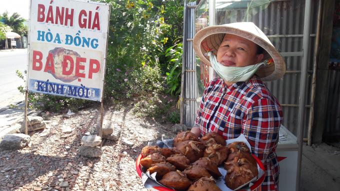 Về Tiền Giang ngang chợ Giồng, ăn bánh giá đặc sản đất Gò Công-1