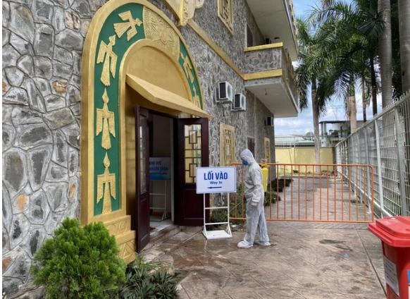 Có gì trong khách sạn 3 sao của khu du lịch Đại Nam, nơi được trưng dụng làm điểm cách ly tập trung?-12