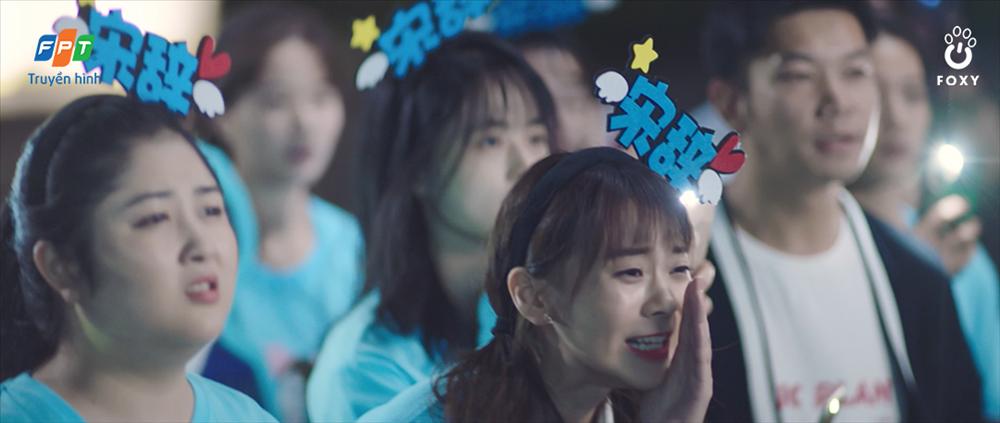 Bóc trần thế giới fan cuồng qua Dưới lớp vỏ bọc, hóa ra không chỉ có mỗi tình yêu-3