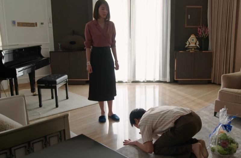 Cây Táo Nở Hoa: Người phụ nữ được 2 đàn ông quỳ rạp dưới chân lại là người đáng thương nhất-2