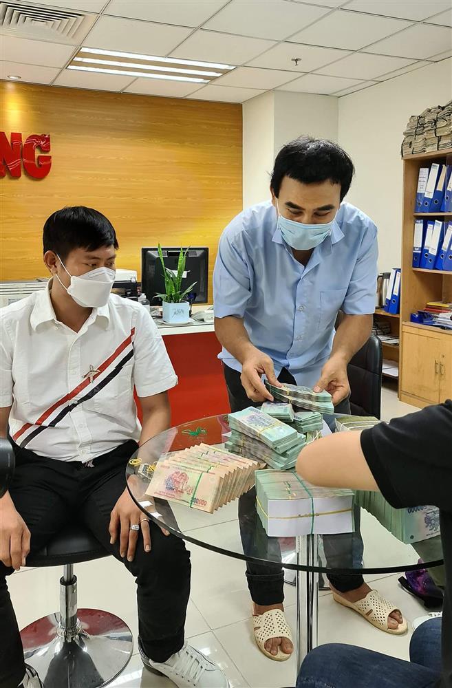 Hồng Vân, Vân Dung rước họa khi cổ vũ Quyền Linh ủng hộ 2 tỷ chống dịch-3