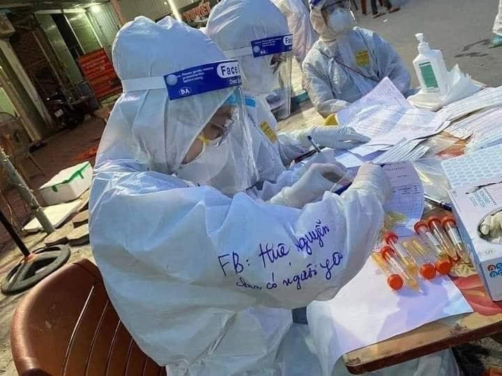 Đi chống dịch vẫn công bố đang FA, nhân viên y tế lập tức gây bão MXH-3