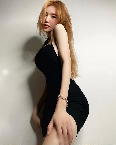 Elly Trần: Body như ma-nơ-canh, mặt đơ giống Park Bom phẫu thuật lỗi-2