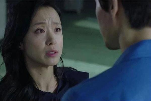 Vừa cởi váy cưới, mẹ chồng đã bắt làm một việc sốc óc, tôi cãi lại khiến bà im bặt-3