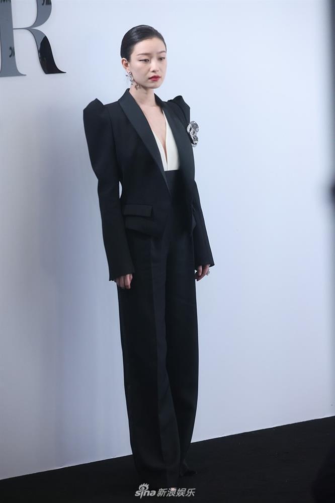 Sự kiện duy nhất ở Cbiz toàn bộ nghệ sĩ nữ đều mặc Suit-9