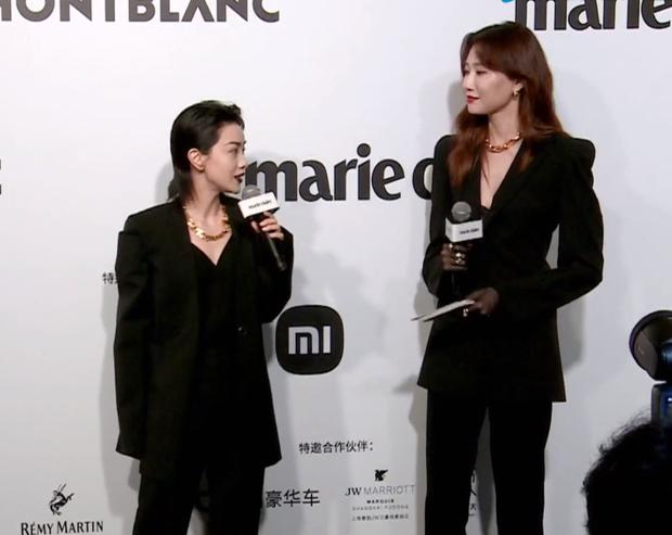 Sự cố thảm đỏ: MC bị BTC đổi người vì dìm chiều cao loạt sao, phỏng vấn vô duyên-3