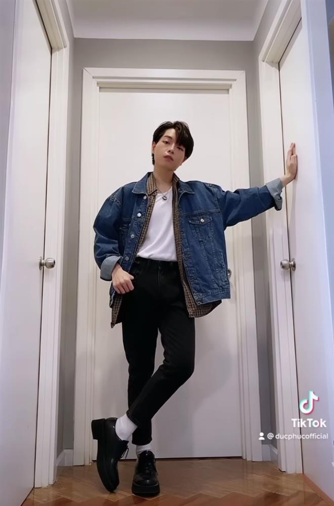 Đức Phúc phối đồ theo style thập niên 90, nhìn mà ngốt quá!-1