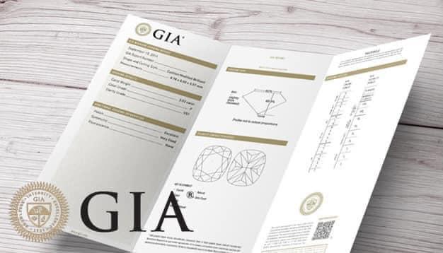 Viên kim cương 45 carat của bà Phương Hằng chỉ là hàng pha ke?-6