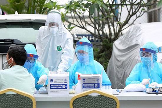 TP.HCM: Yêu cầu tất cả bệnh nhân nội trú xét nghiệm COVID-19